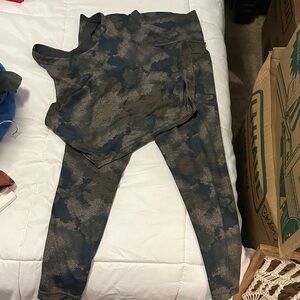 Athleta Camouflage Scoop Neck Tank AND Leggings - Olive, Navy & Brown